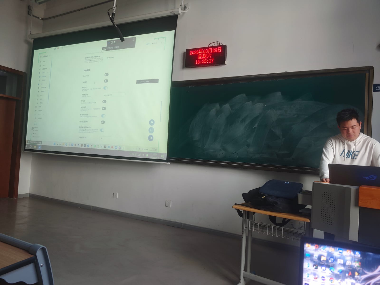 兰州大学AI探索者联盟开展第一周周训:从 OpenClaw 到 AstrBot